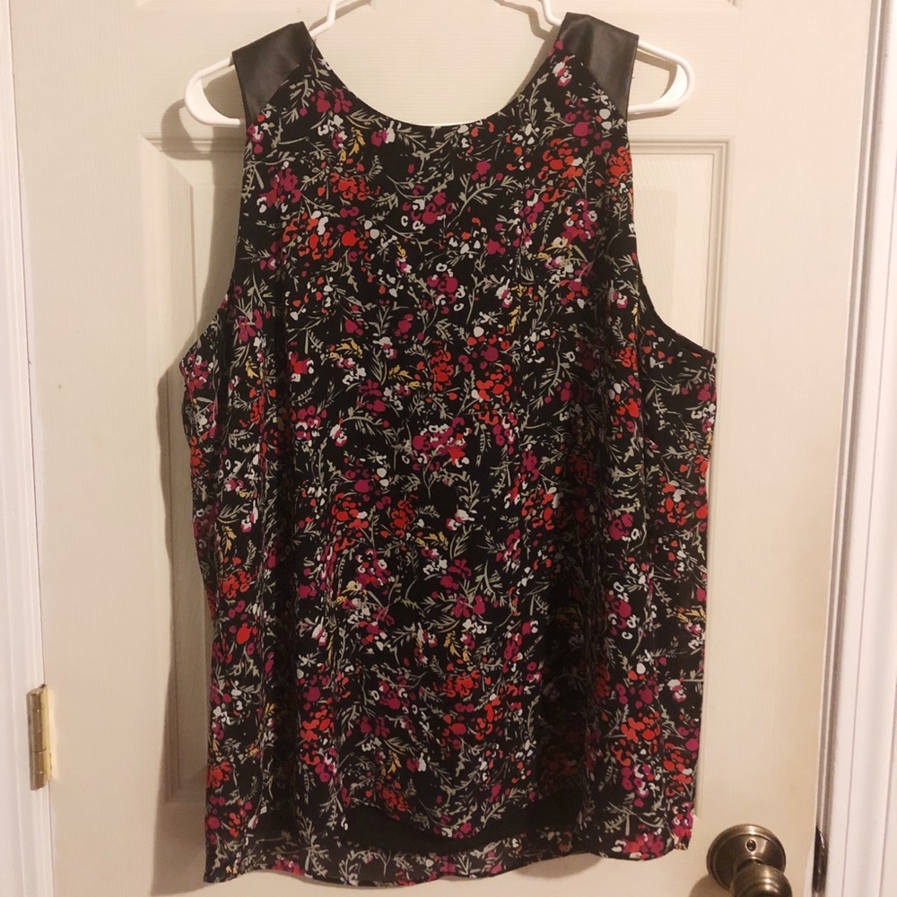 Banana Republic Black Floral Printed Top Size XL